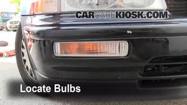1993 Acura Legend L 3.2L V6 Sedan (4 Door) Éclairage Feu clignotant avant (remplacer l'ampoule)